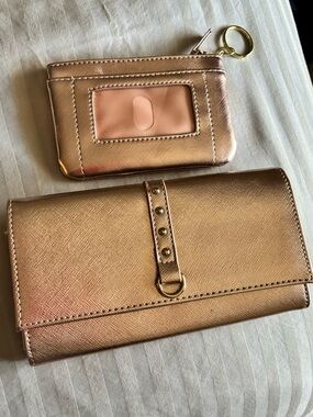Metallic Rose Gold Women’s Wallet and Card Holder Set